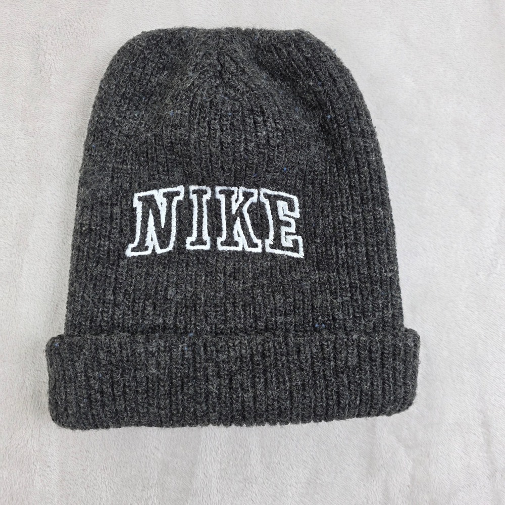 VINTAGE Nike Mens Dark Gray Knit Beanie Cap Embroidered Logo Winter Warm Hat